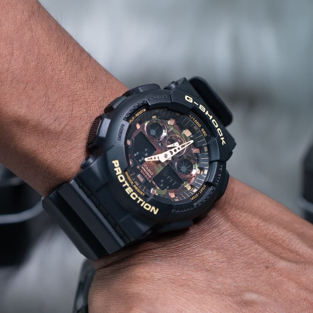 Trendy Casio G-Shock GA-2100 "CasiOak" Black and Gold